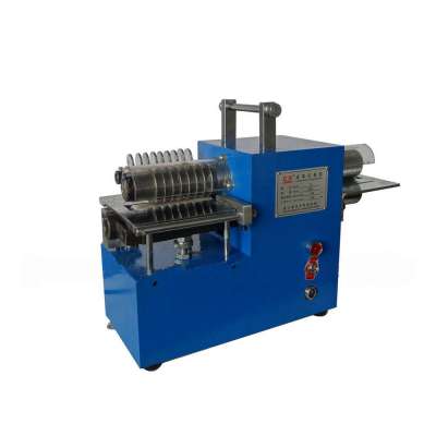 Leather strip cutting machine